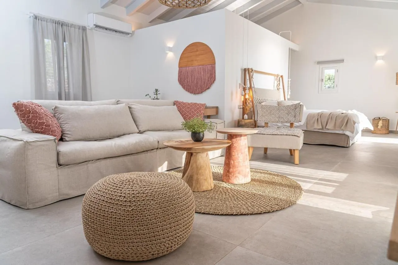Summer Breeze Villa Tzamarelata
